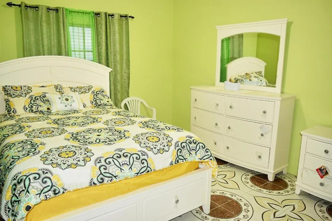 Countryside Hideaway Villa Bamboo Летний дом